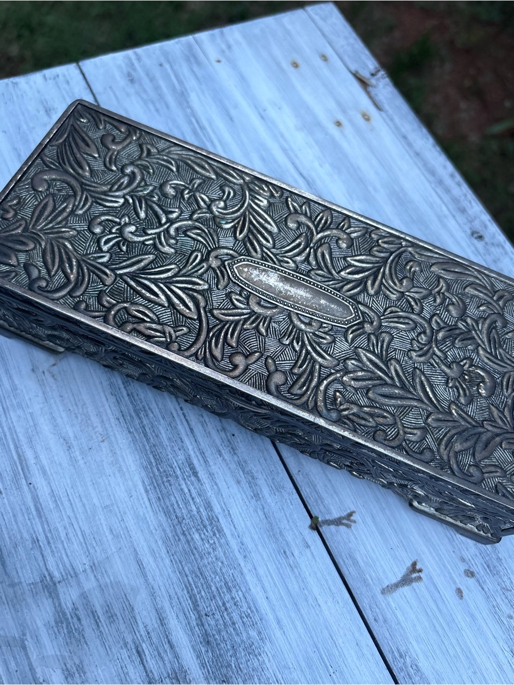 Ornate Silver-Tone Men's Cufflink Box - Embossed Floral Design